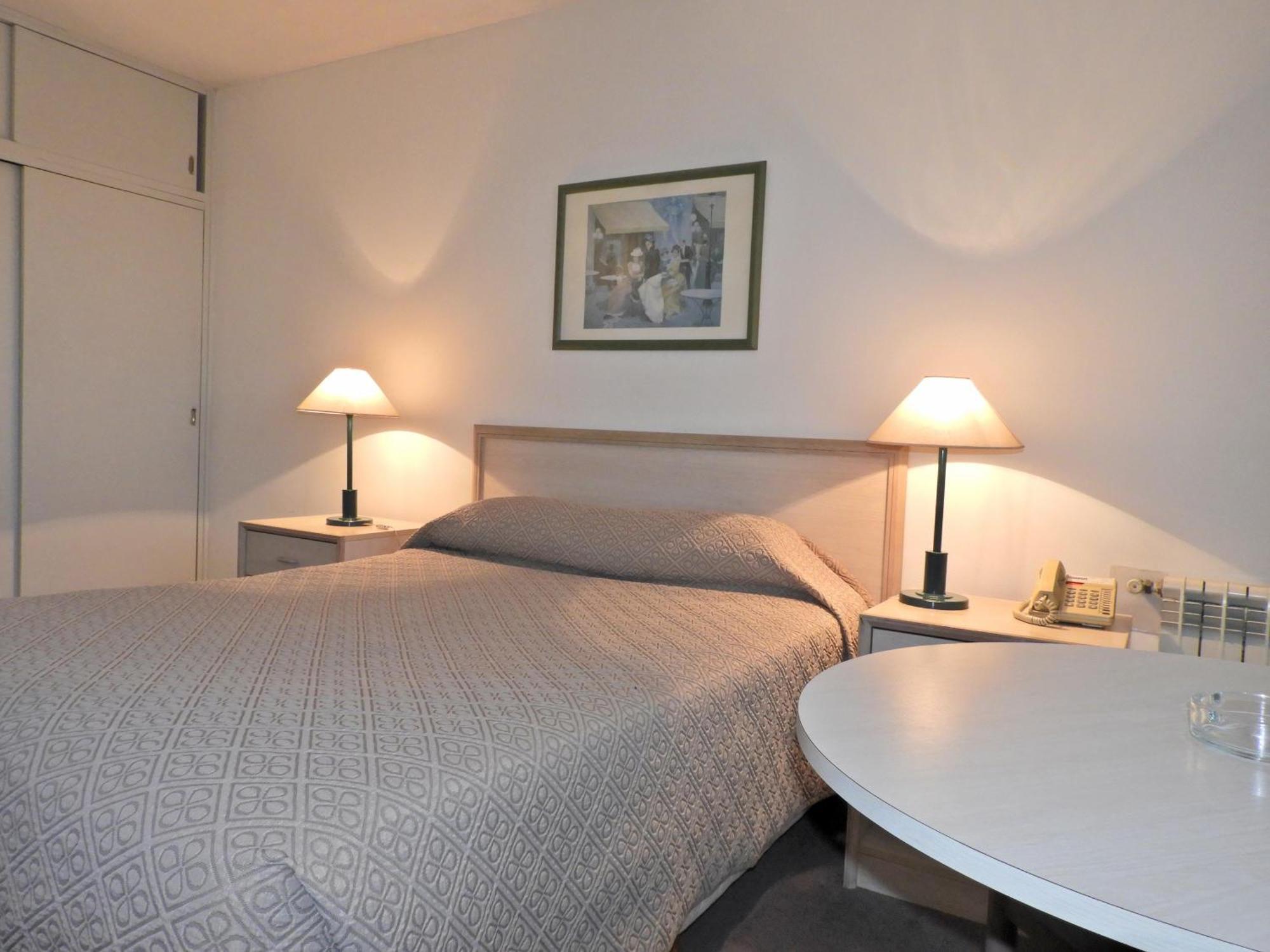 Hotel Tres Cruces Montevideo Ngoại thất bức ảnh