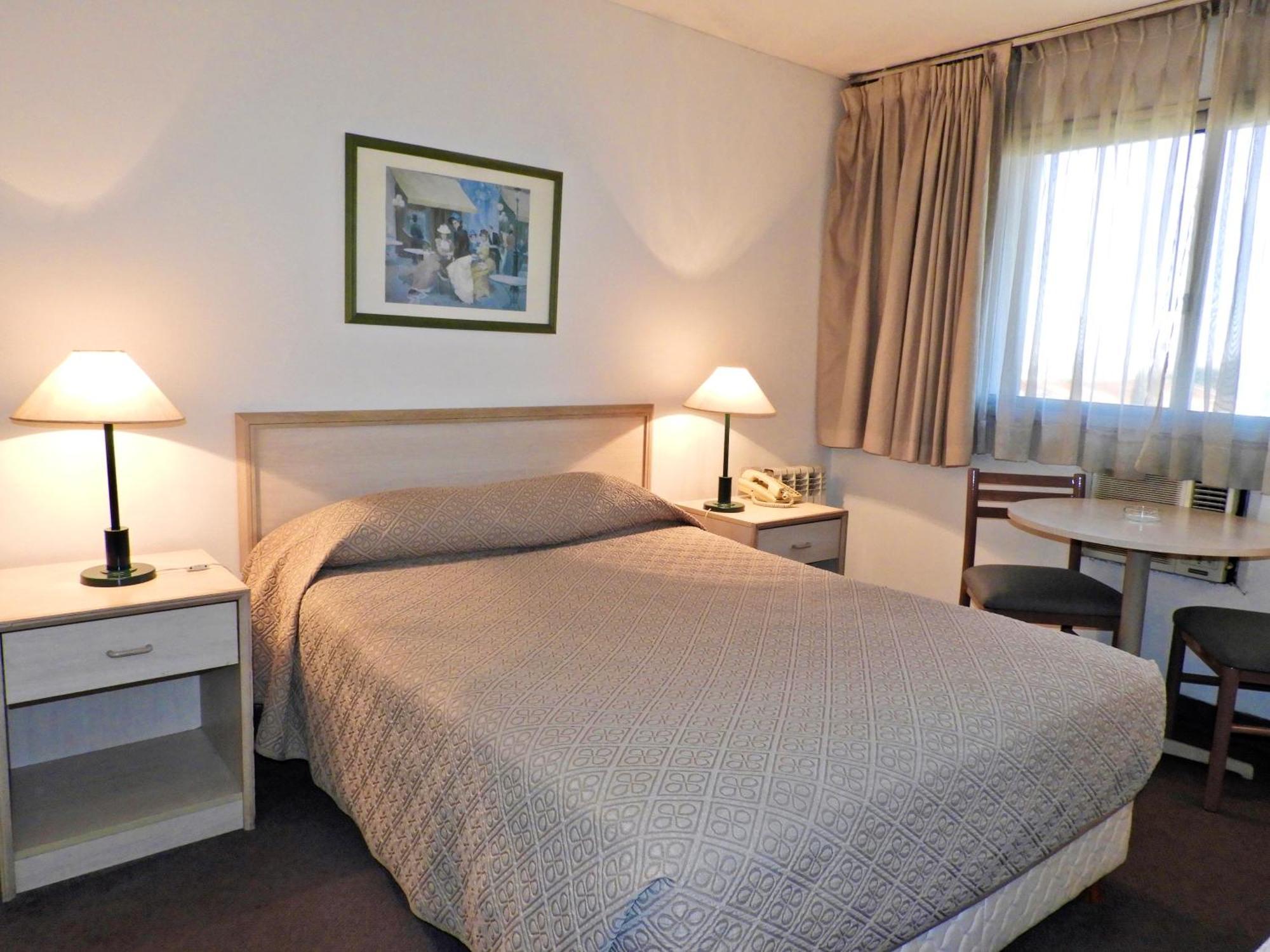 Hotel Tres Cruces Montevideo Ngoại thất bức ảnh