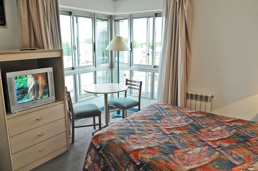Hotel Tres Cruces Montevideo Ngoại thất bức ảnh