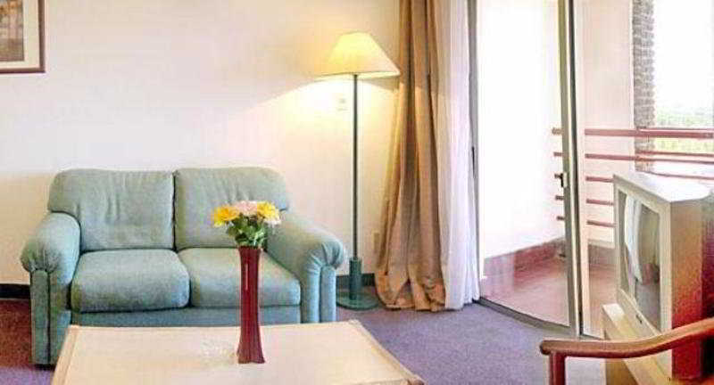 Hotel Tres Cruces Montevideo Ngoại thất bức ảnh