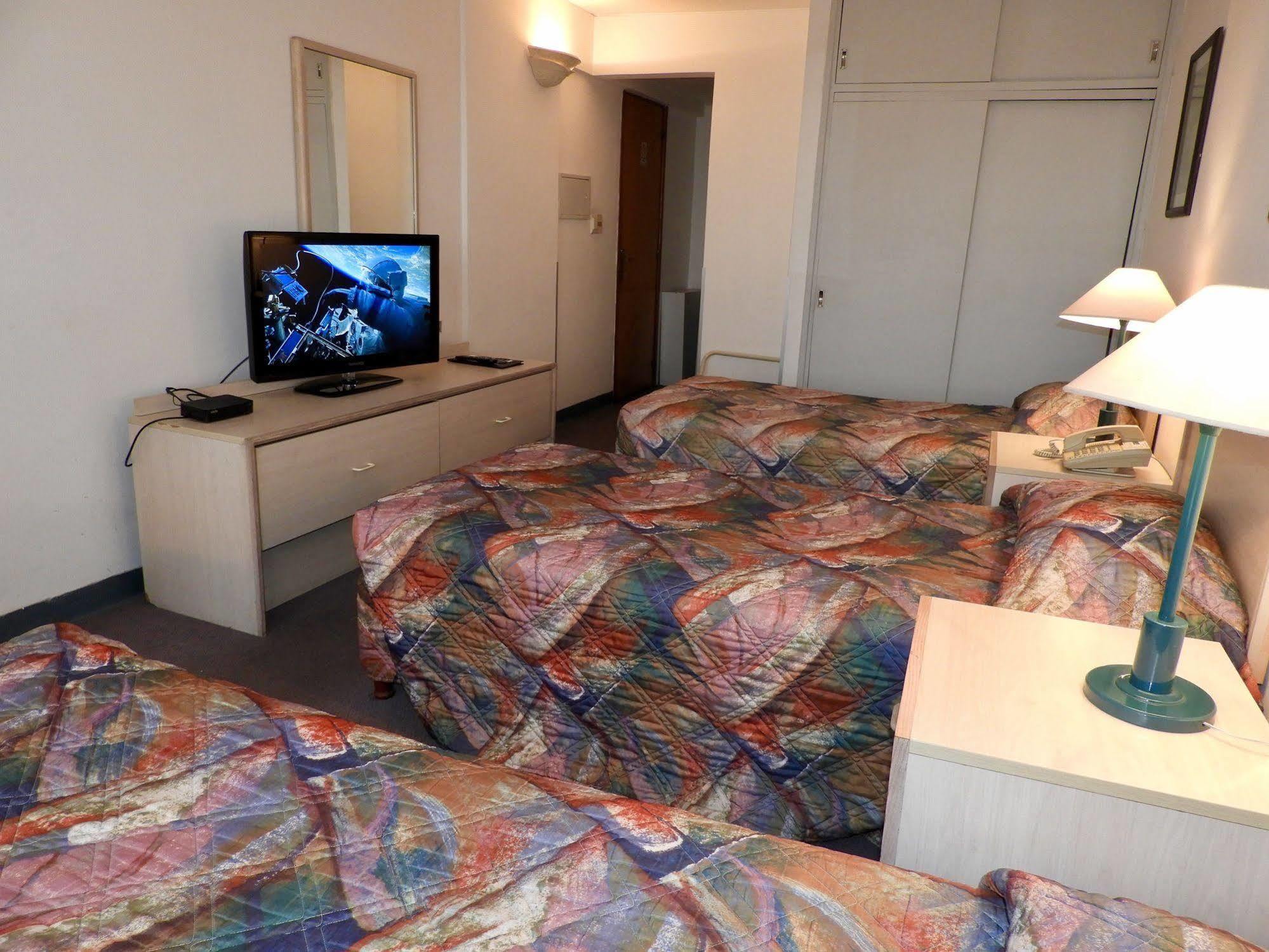 Hotel Tres Cruces Montevideo Ngoại thất bức ảnh