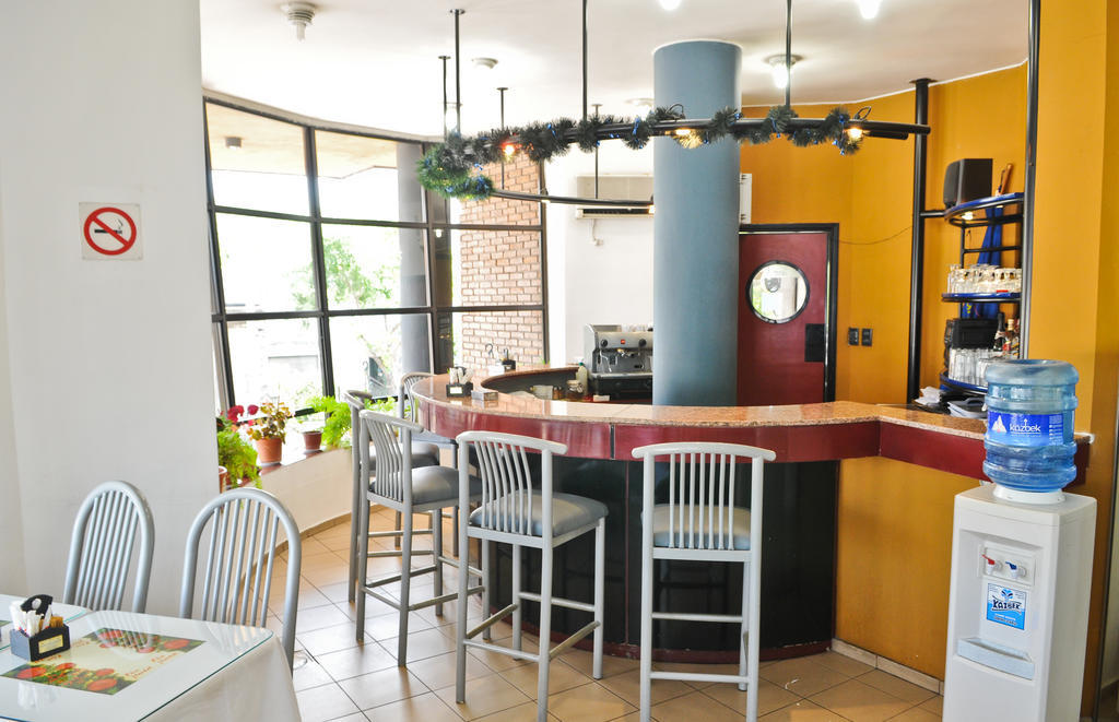 Hotel Tres Cruces Montevideo Ngoại thất bức ảnh
