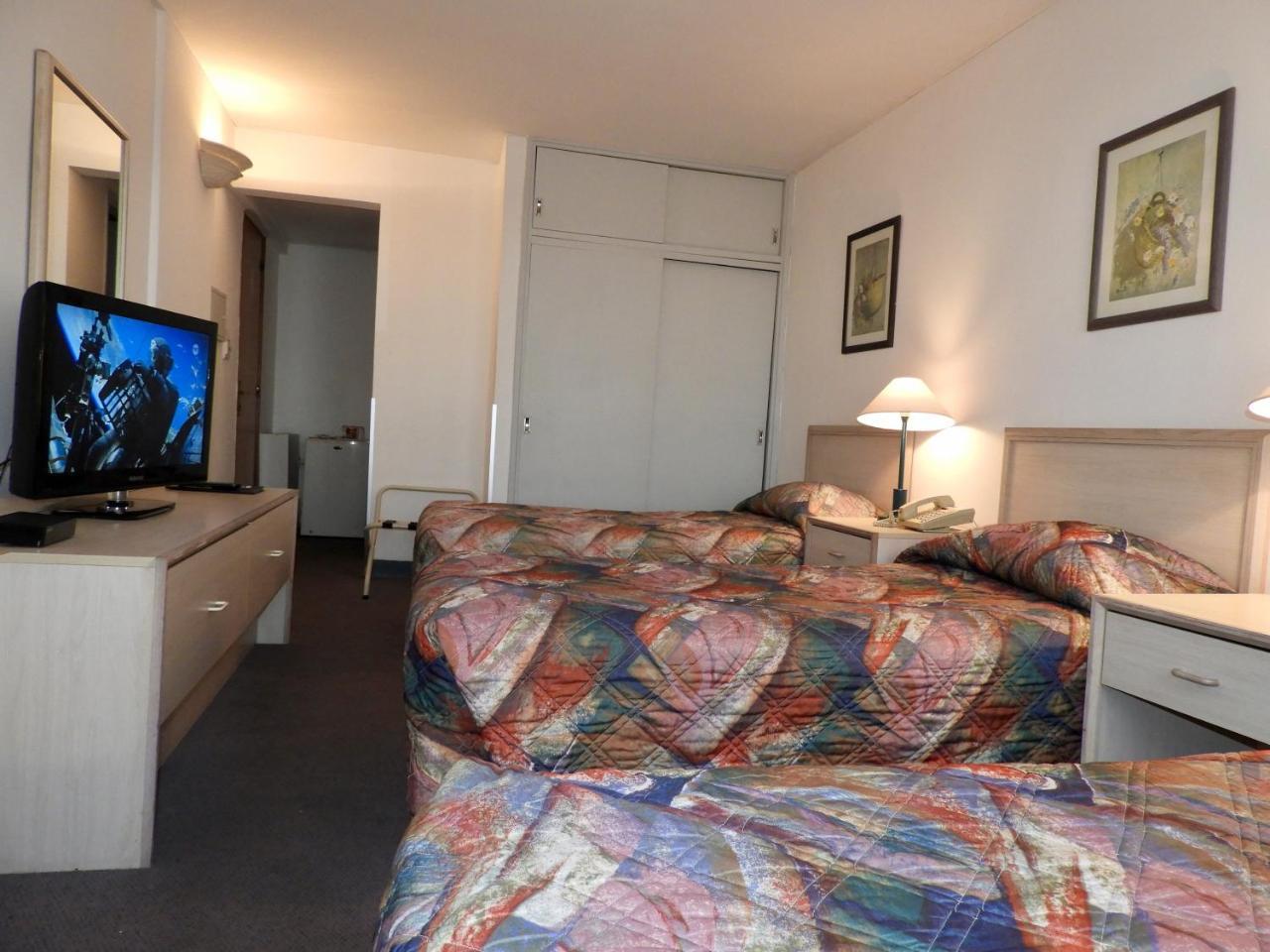 Hotel Tres Cruces Montevideo Ngoại thất bức ảnh