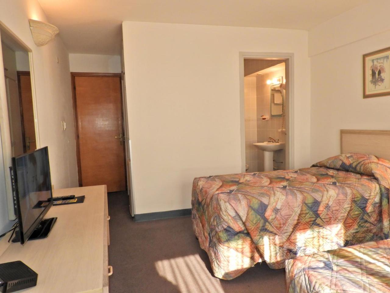 Hotel Tres Cruces Montevideo Ngoại thất bức ảnh